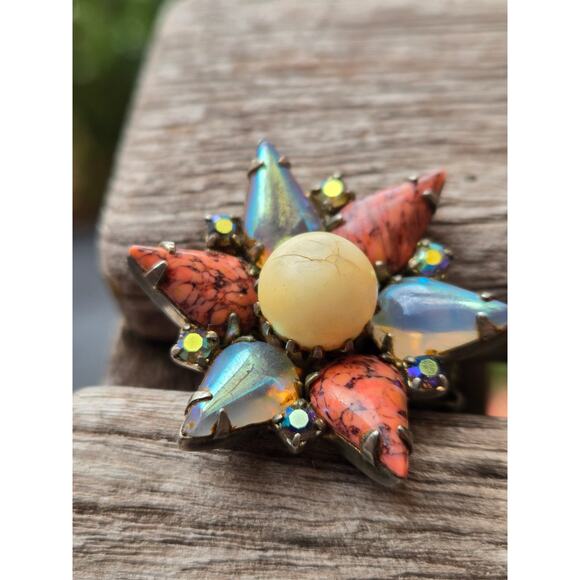 Vintage 1950's HOBE Hobé Star Shaped Faux Pearl & Art Glass Clip On Earrings - Picture 7 of 10